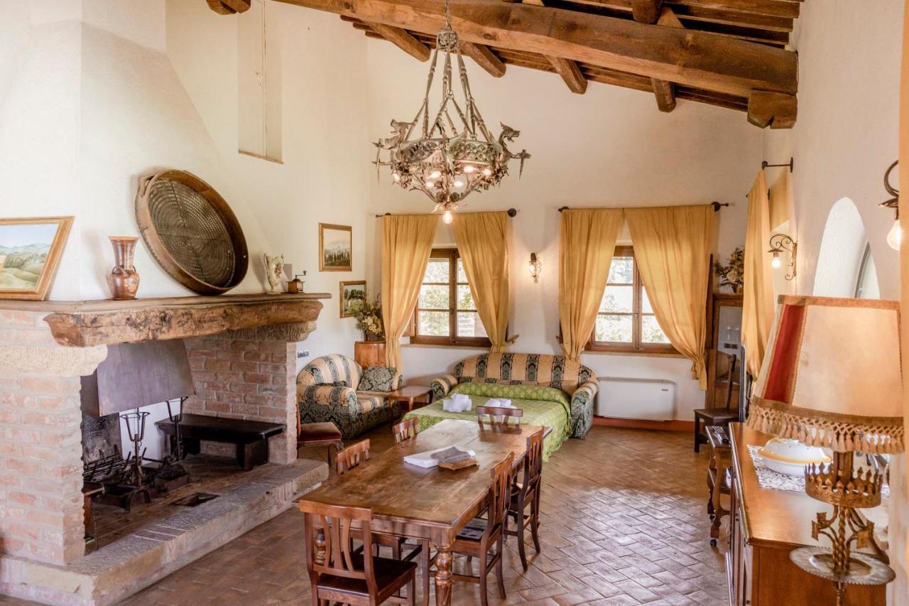 Agriturismo Il Serraglio Montepulciano Stazione Esterno foto