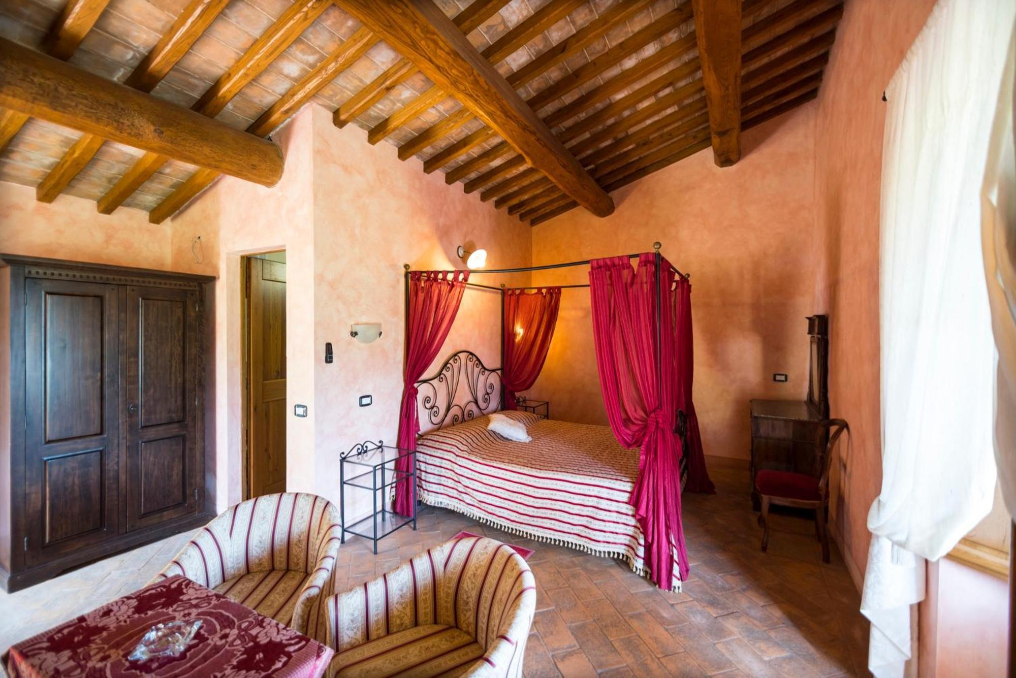 Agriturismo Il Serraglio Montepulciano Stazione Esterno foto